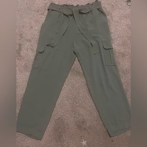 Olive green loose fitting pull on capris.